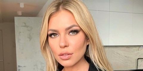 На новом месте: соседи устроили скандал из-за коробок у двери Риты Дакоты