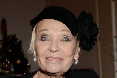 Перенесшая инсульт Светлана Светличная завещает квартиру чужим людям