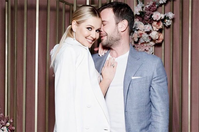 Мария Кожевникова показала фотографии с праздничного ужина в честь своего дня рождения