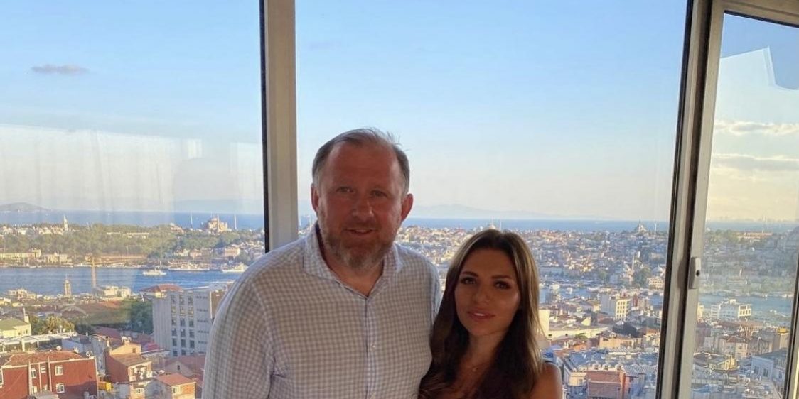 «С женой очень тяжелые отношения»: Ивлев впервые прокомментировал развод — Звезды