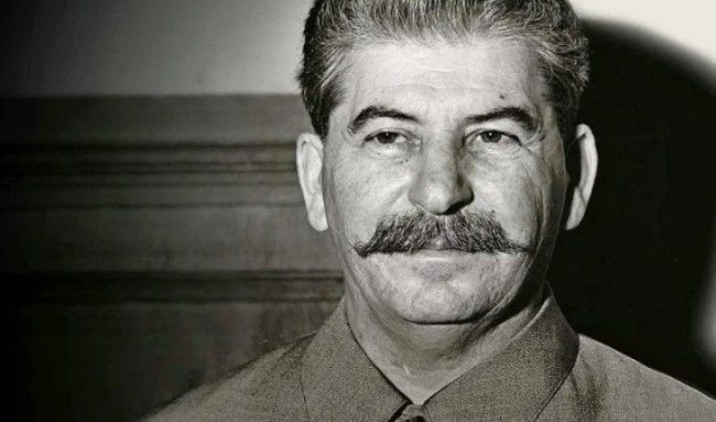 5 исторических личностей, которые умерли не так, как принято считать