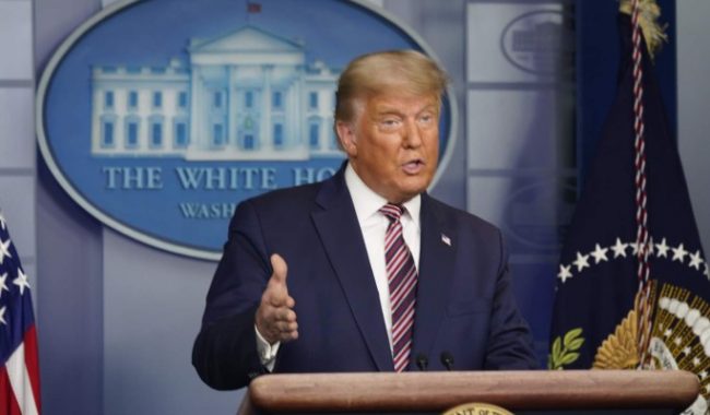 сторонники Дональда Трампа вышли на улицы и заявляют, что Джо Байден ворует голоса, последние новости, подробности :: Политика :: Дни.ру