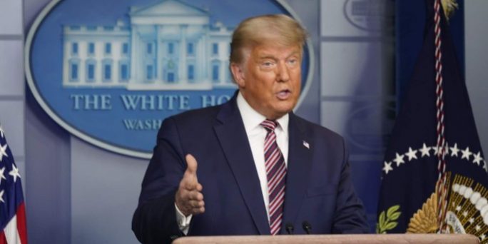 сторонники Дональда Трампа вышли на улицы и заявляют, что Джо Байден ворует голоса, последние новости, подробности :: Политика :: Дни.ру