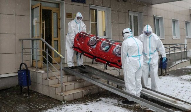 суточный прирост заболевших COVID-19 составил 25,4 тысячи, ситуация на сегодня, последние новости :: Коронавирус :: Дни.ру