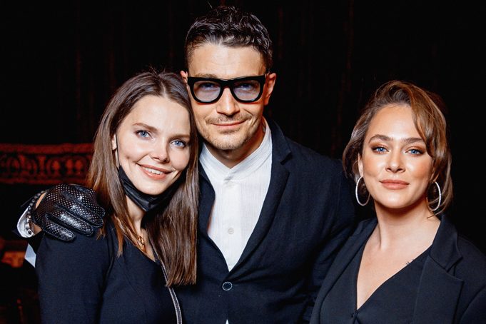 Елизавета Боярская, Максим Матвеев, Аглая Тарасова и другие на премьере фильма «Серебряные коньки»