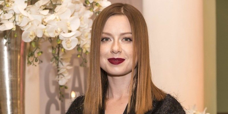 «Я почувствовала, что мой мир рухнул»: Юлия Савичева была на грани развода с мужем