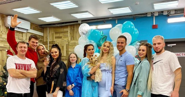 «Там одни эскортницы, все к этому шло»: Феофилактова, Романец и другие об окончании «ДОМа-2»