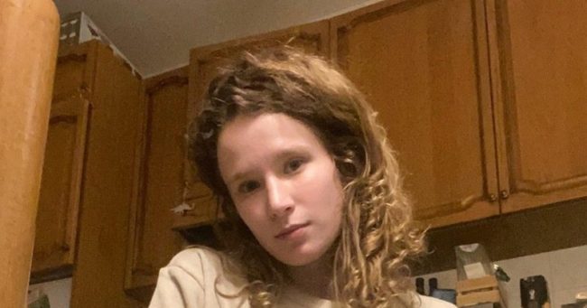 Монеточка вышла замуж | StarHit.ru