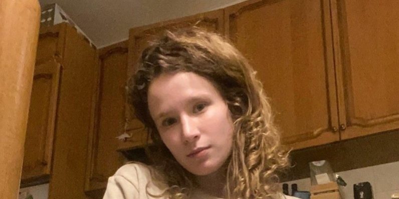 Монеточка вышла замуж | StarHit.ru