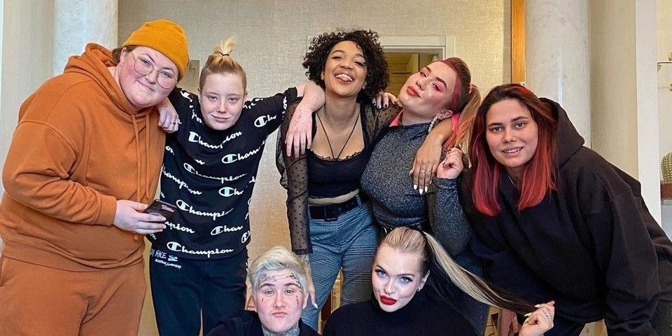 Зависимости и эротические съемки: о чем мечтают забыть звезды шоу «Пацанки»