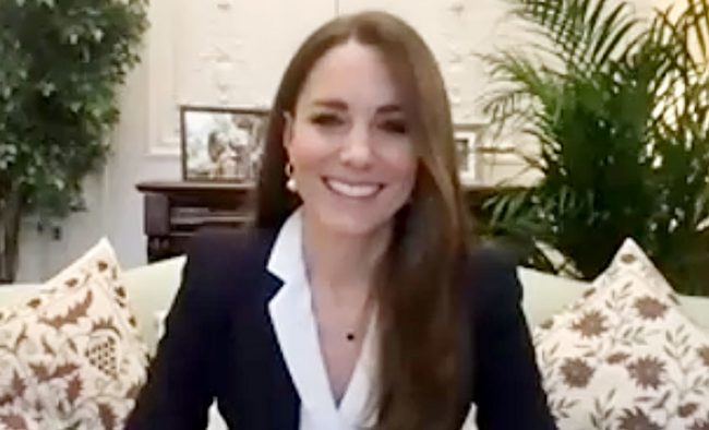 Кейт Миддлтон созвонилась с медицинскими работниками, HELLO! Russia