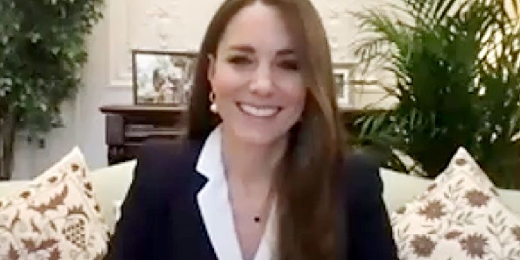 Кейт Миддлтон созвонилась с медицинскими работниками, HELLO! Russia