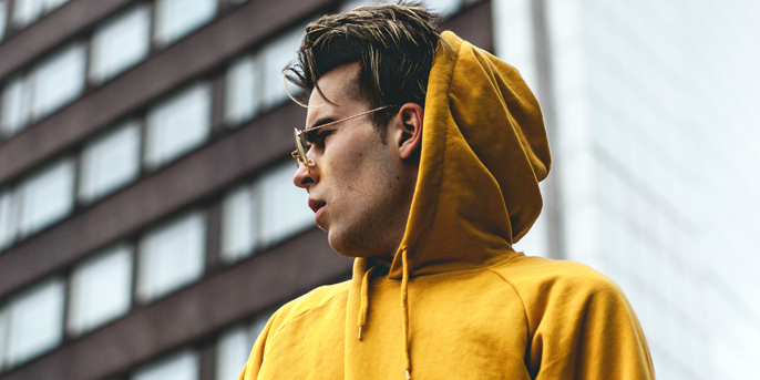 Мужские прически: длина и седина в тренде — Красота