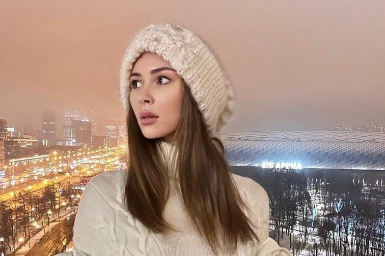 Дочь Анастасии Заворотнюк: «Говорить о маме нет смысла, это очень больно»