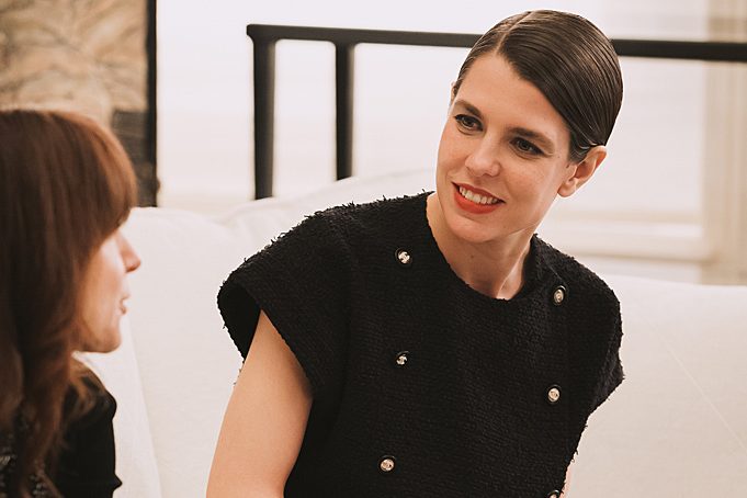 Шарлотта Казираги приняла участие в литературных чтениях в ателье Chanel, HELLO! Russia