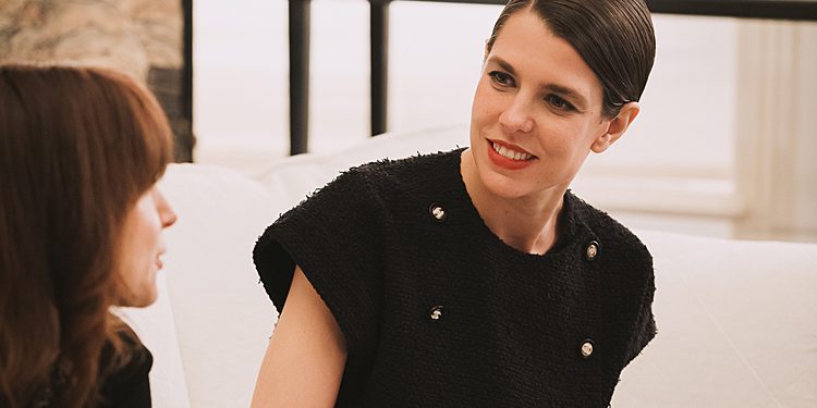 Шарлотта Казираги приняла участие в литературных чтениях в ателье Chanel, HELLO! Russia