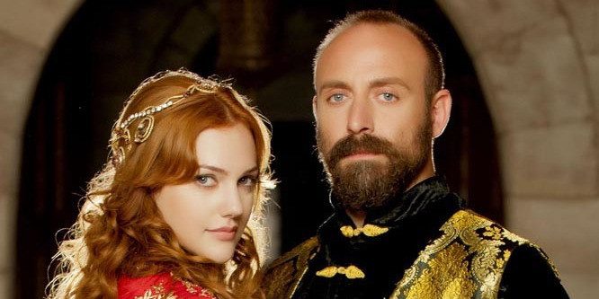 Яркие и роскошные: самые запоминающиеся свадебные платья сериала «Великолепный век»