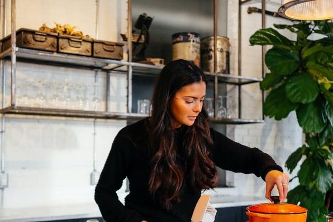 Секрет экономии: праздничный ужин на 23 февраля из простых ингредиентов — Дом