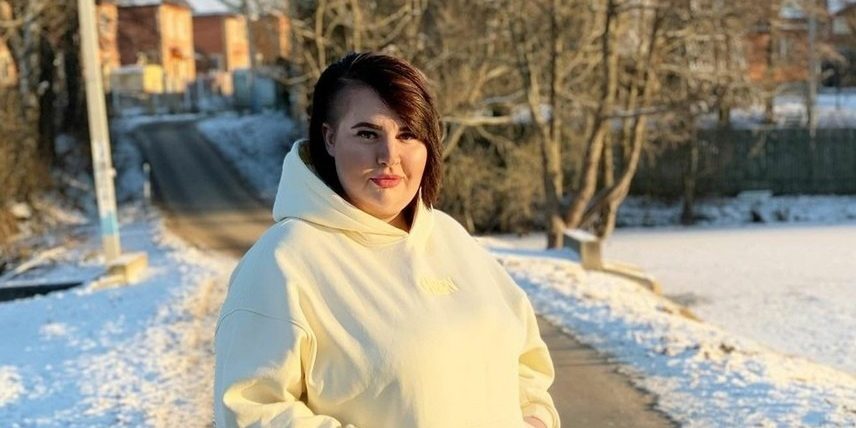 «Аппетит пропал»: Сашу Черно раскритиковали за фотосессию в стиле садо-мазо