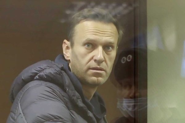 Адвокат раскритиковал ЕСПЧ за требование освободить Навального :: Политика :: Дни.ру