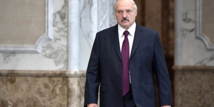 Александр Лукашенко сам создал себе информационный вакуум – аналитик Можейко :: Политика :: Дни.ру