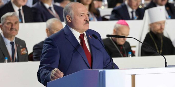 аналитик Чалый указал на признак разложения режима Лукашенко, сегодня, 2021 :: Политика :: Дни.ру