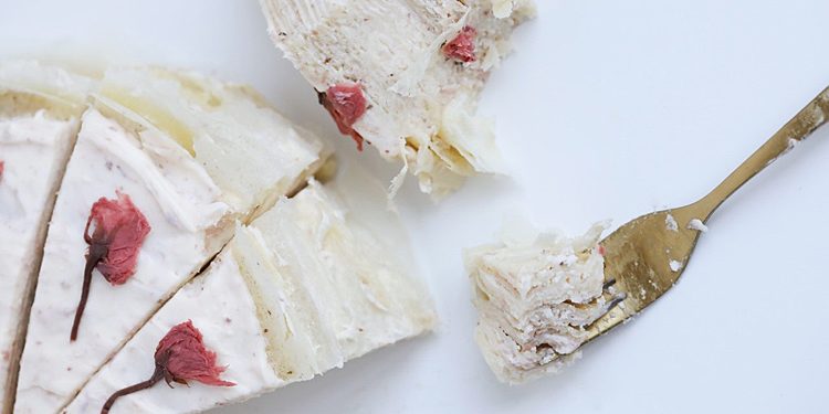 блинный торт с японской сакурой, HELLO! Russia