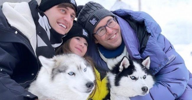 Андрей Малахов устроил звездам путешествие на родину в честь Масленицы