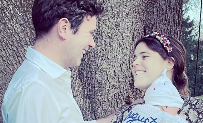 Принцесса Евгения опубликовала новые снимки с сыном по случаю своего дня рождения