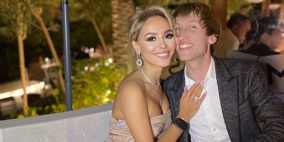 Голое платье, балерины и Леди Гага: Анна Калашникова раскрыла детали свадьбы с бизнесменом