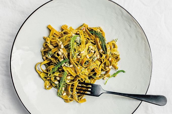 3 рецепта блюд для женского здоровья, HELLO! Russia