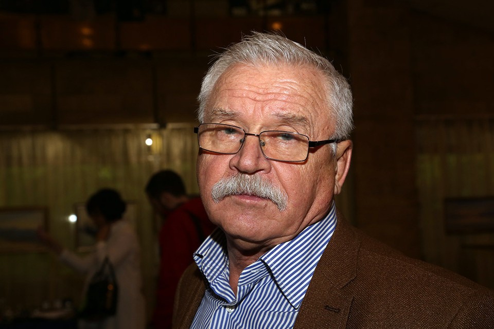 Актер и режиссер Сергей Никоненко, на днях отметивший 80-летие, в свое время создал в районе Арбата Есенинский культурный центр. И стал его директором.