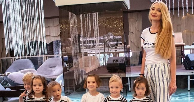 Мама пятерни Оксана Кобелецкая купила квартиру