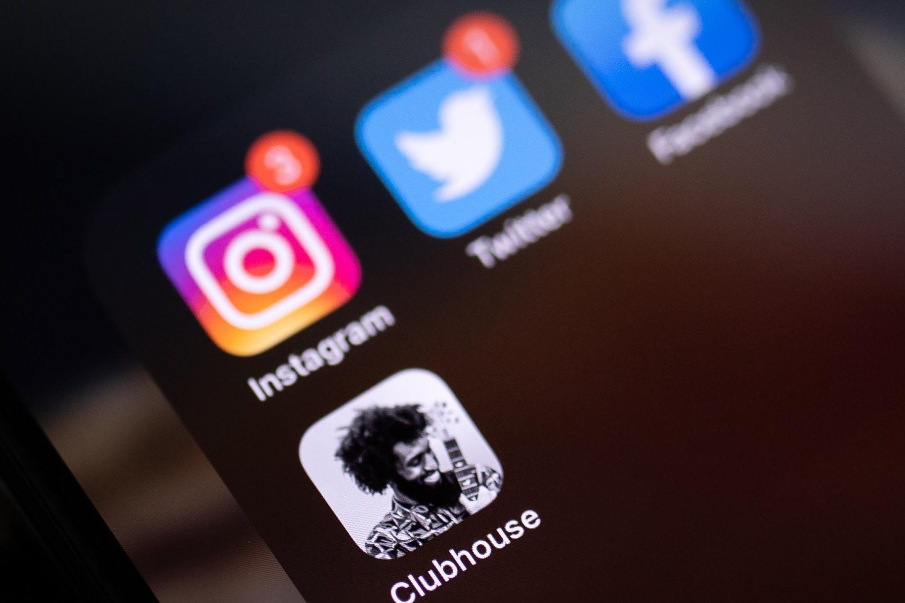 У вас есть аккаунт? Как соцсети могут помочь в карьере — Стиль жизни