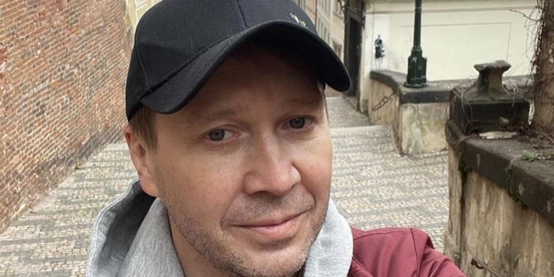 Евгений Миронов показал подросшего сына-первоклассника — Звезды