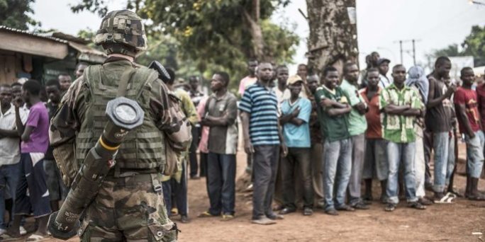 Макрон хочет посеять хаос в ЦАР по аналогии с Чадом :: Политика :: Дни.ру