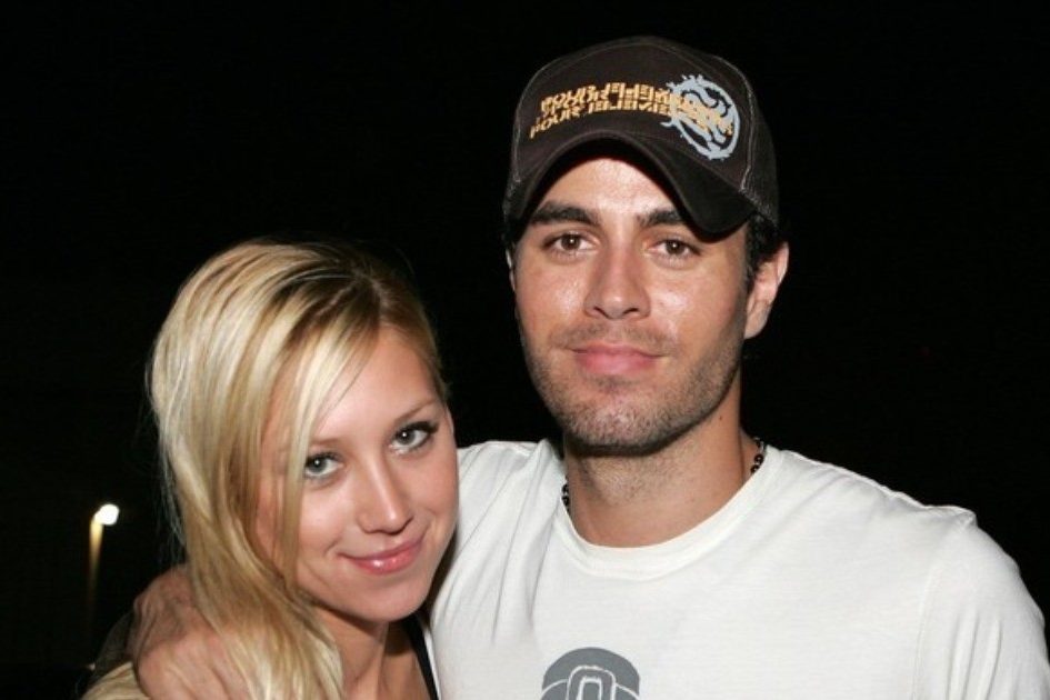 Совсем большая! Энрике Иглесиас показал редкое фото младшей дочери