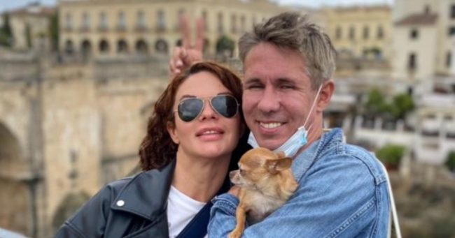 Жена Алексея Панина впервые о свадьбе с актером, отношениях с его дочерью и общих детях