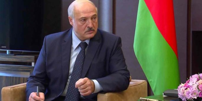 Александр Лукашенко понимает слабости западных стран лучше них самих – мнения экспертов, последние новости :: Политика :: Дни.ру