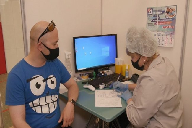 В саратовском минздраве объяснили слова об отказе от секса после вакцинации | Все о коронавирусе | Здоровье