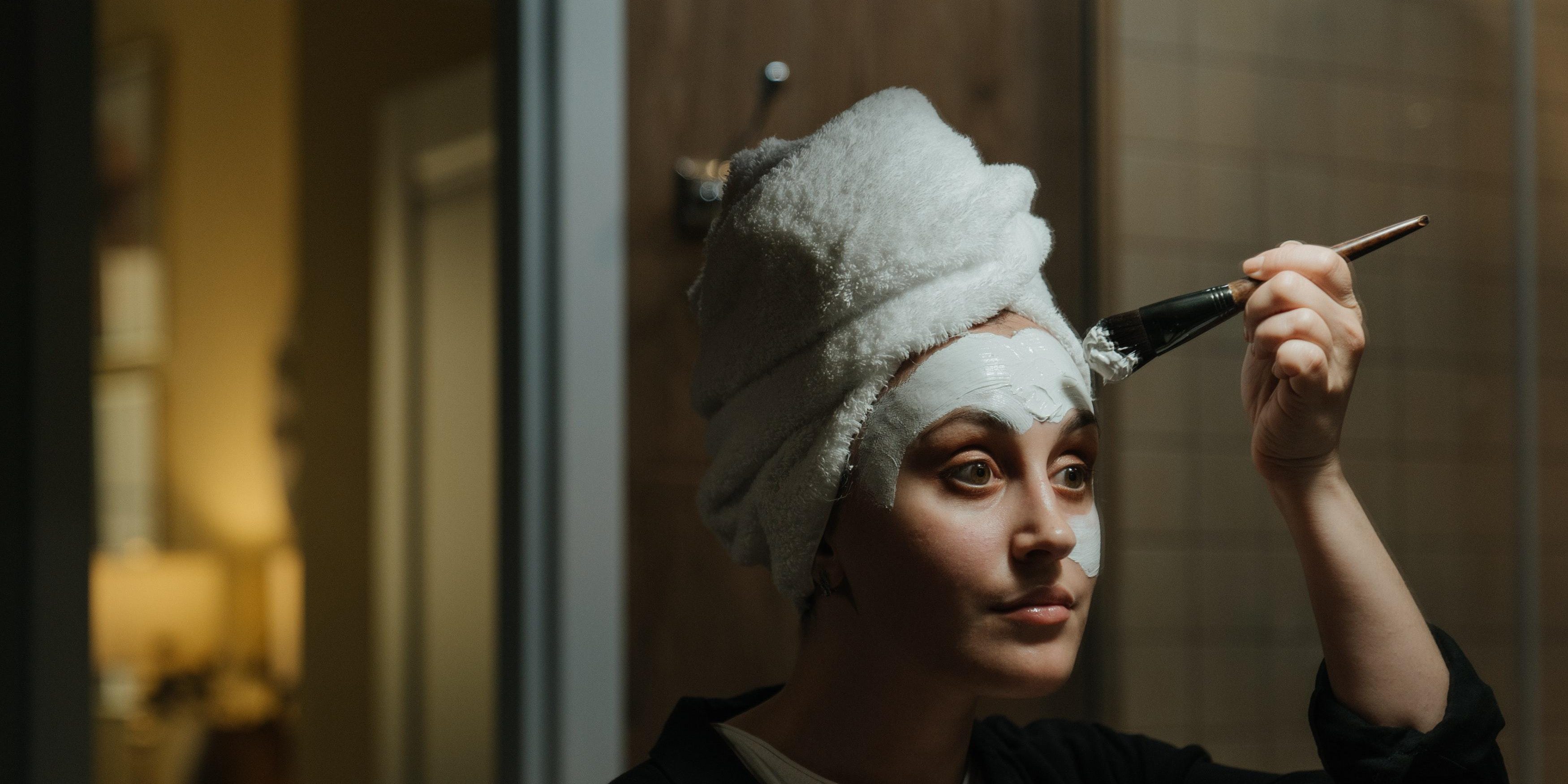 Плюсы и минусы уходовых процедур на дому: чего стоит опасаться — Красота