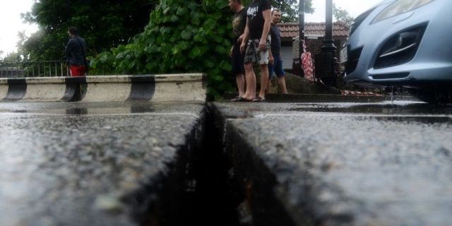 Последствия ливней и смерчей в Сочи | Фото | Общество