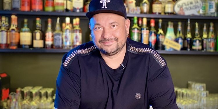 салат с ростбифом и овощами по рецепту шефа «Руки ВВерх! Бара», HELLO! Russia