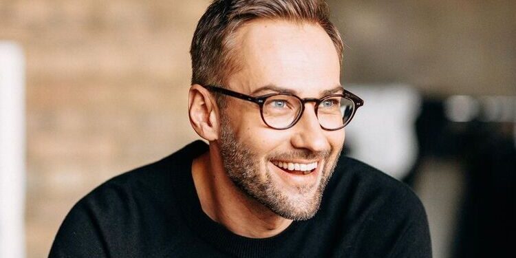 Дмитрий Шепелев показал четырехмесячного сына Тихона, HELLO! Russia