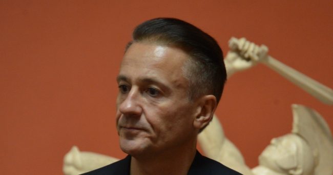Олег Меньшиков сложил с себя полномочия директора театра имени Ермоловой