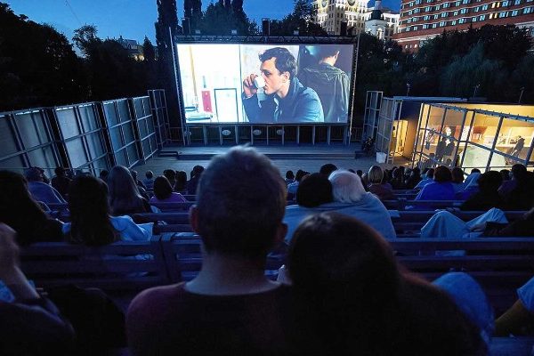 москвичи выберут самый комфортный летний кинотеатр, новости, голосование, опрос :: Мой район :: Дни.ру