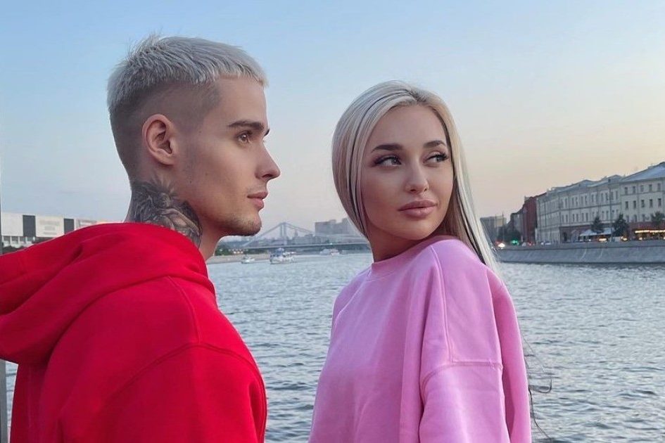 Звезды «ДОМа-2» Настя Стецевят и Максим Колесников поженились