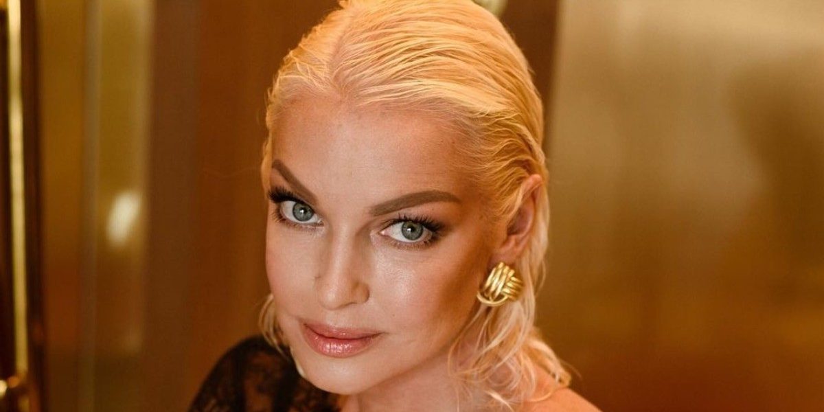 Анастасия Волочкова: «Моей голой попой отвлекают внимание от уголовных дел и мошенничества»