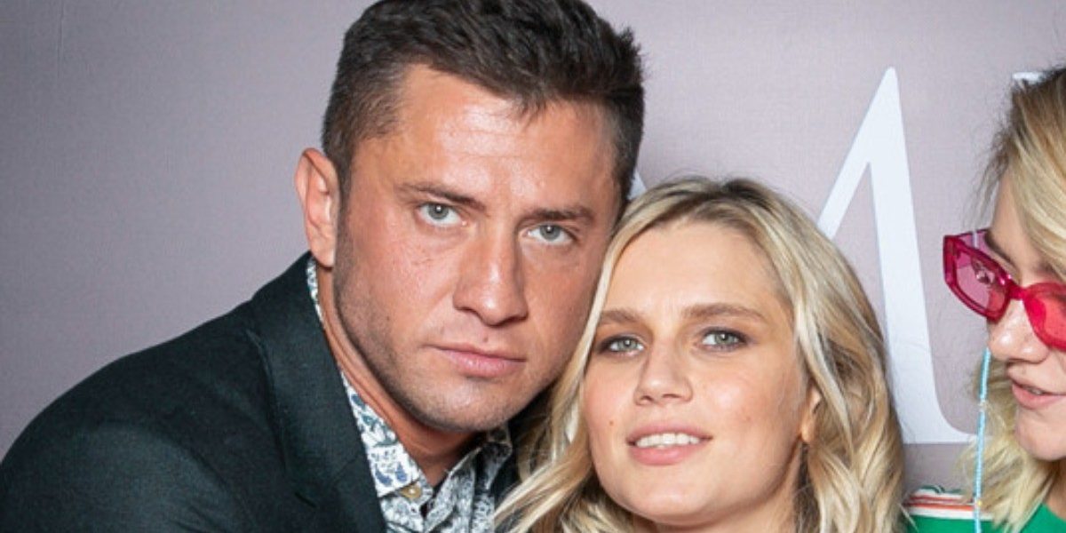 Карпович, подвинься! Дарья Мельникова светится в объятиях Павла Прилучного