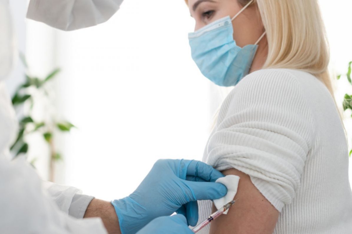 В Москве первым компонентом вакцины от COVID привились 5 млн жителей | Москва